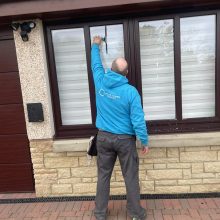 Cleaning windows
